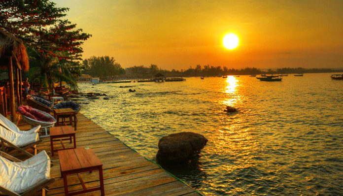 Sunset on beach at  Sihanoukville of Cambodia